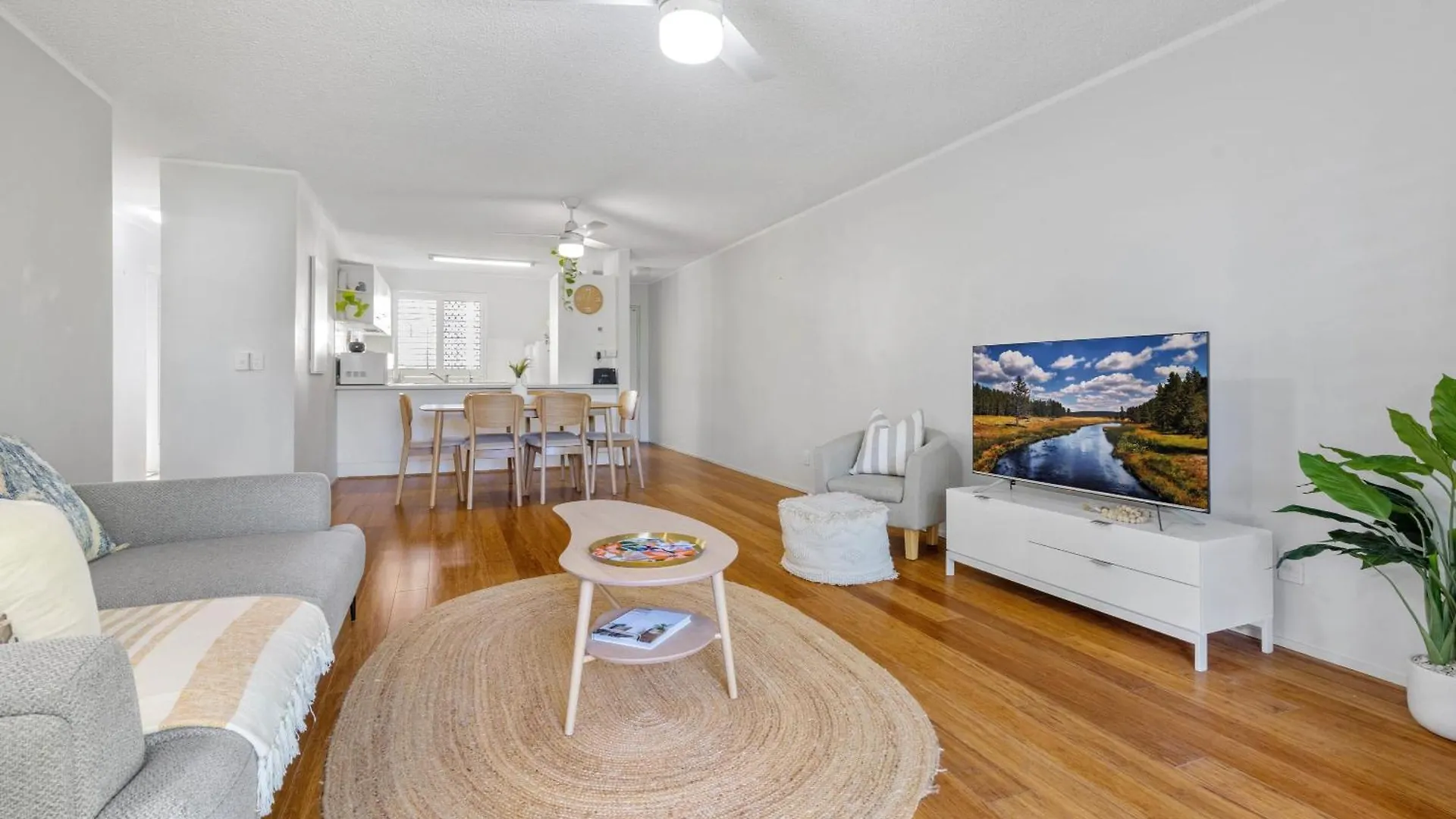Sealanes At Kings Beach - 4Mins To The Beach Caloundra